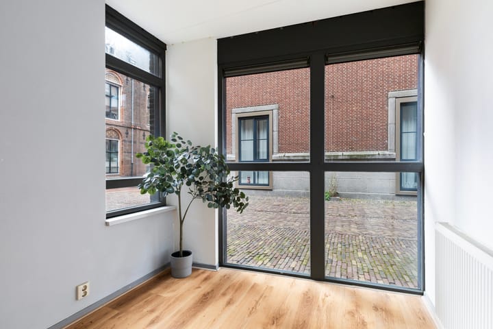 Tussenwoning te koop: Droevendal 15, Leeuwarden