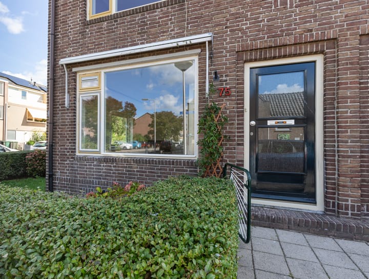 Photo 3 of van Poelgeestlaan 75