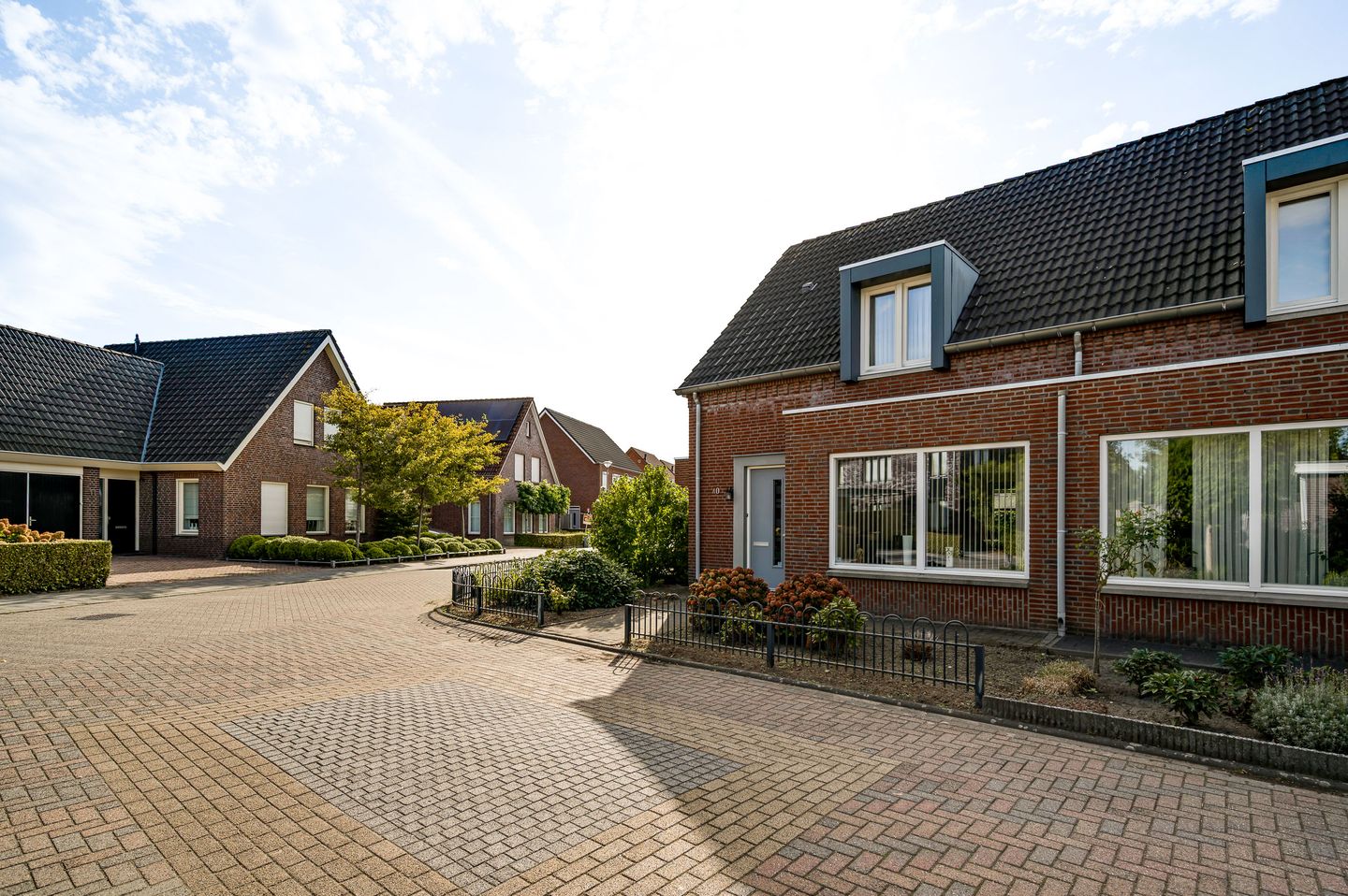 Photo 10 of Zilverschoon 40