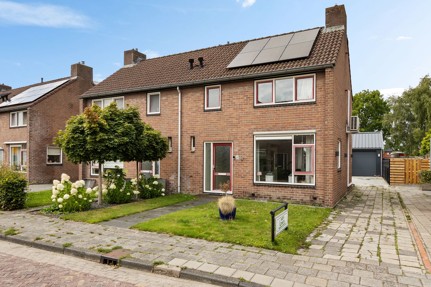 Foto 1 van Meester Geertswei 37