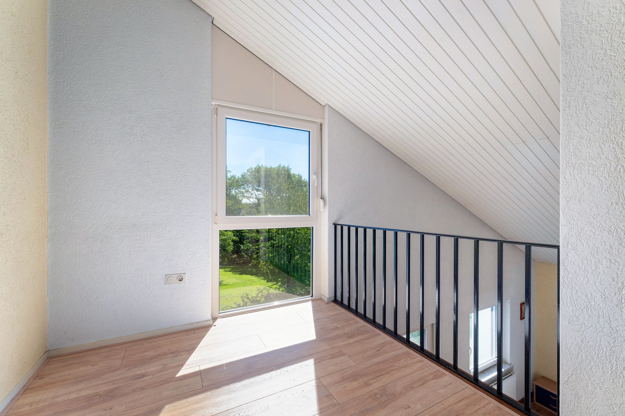 Foto 33 van Emilionlaan 54