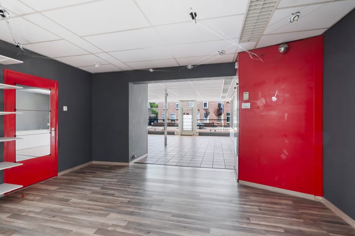 Vrijstaande woning te koop: Eerste Stationsstraat 152, Zoetermeer