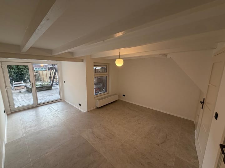 Appartement te huur: Pastoriedijk 280, Pernis Rotterdam
