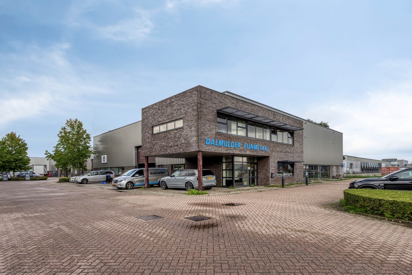 Bekijk foto 1 van Zalmweg 34