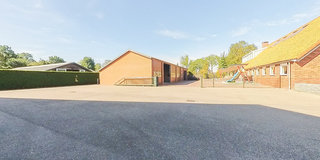 View 360° photos