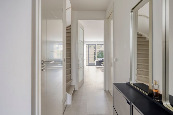 Tussenwoning te koop: Schoolslag 5, Zuidoostbeemster