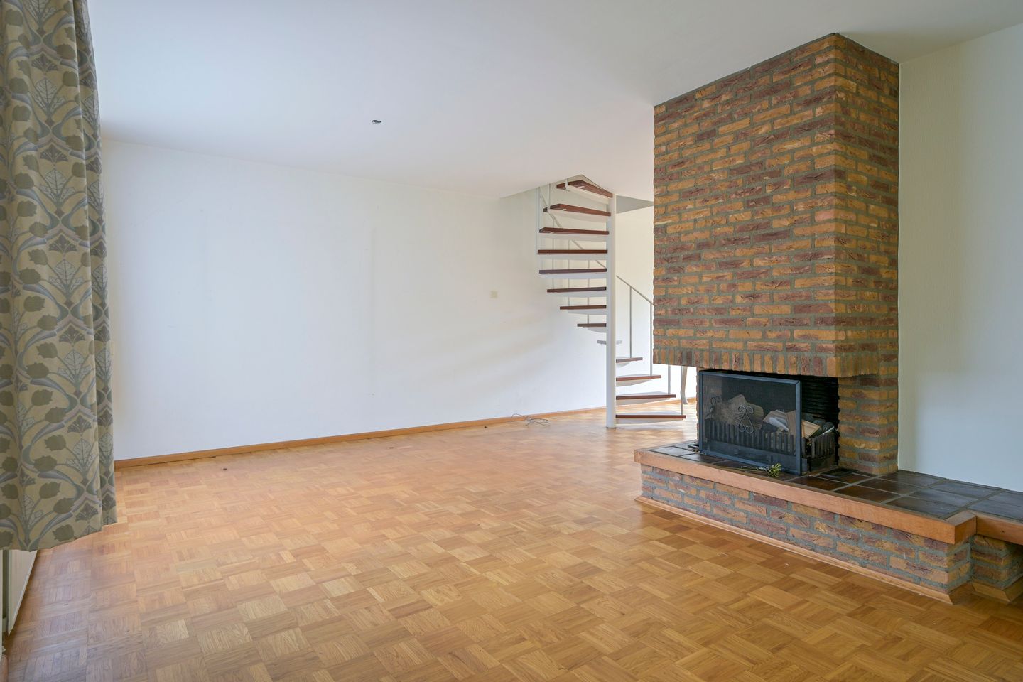 Photo 20 of Schaloenstraat 28