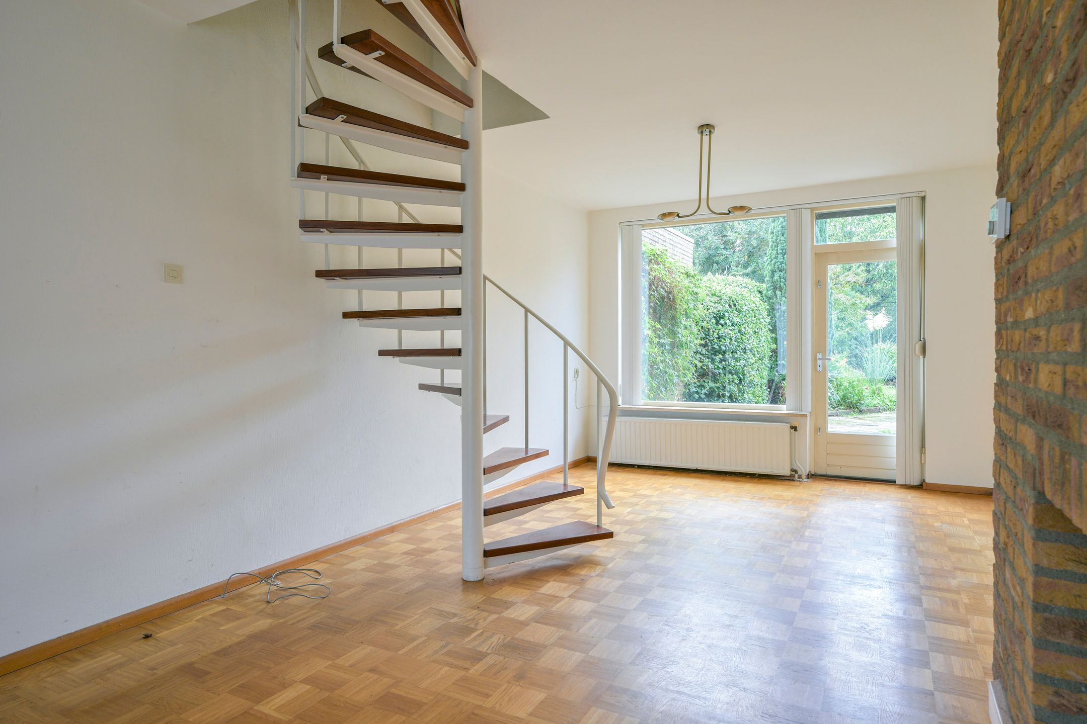Photo 21 of Schaloenstraat 28