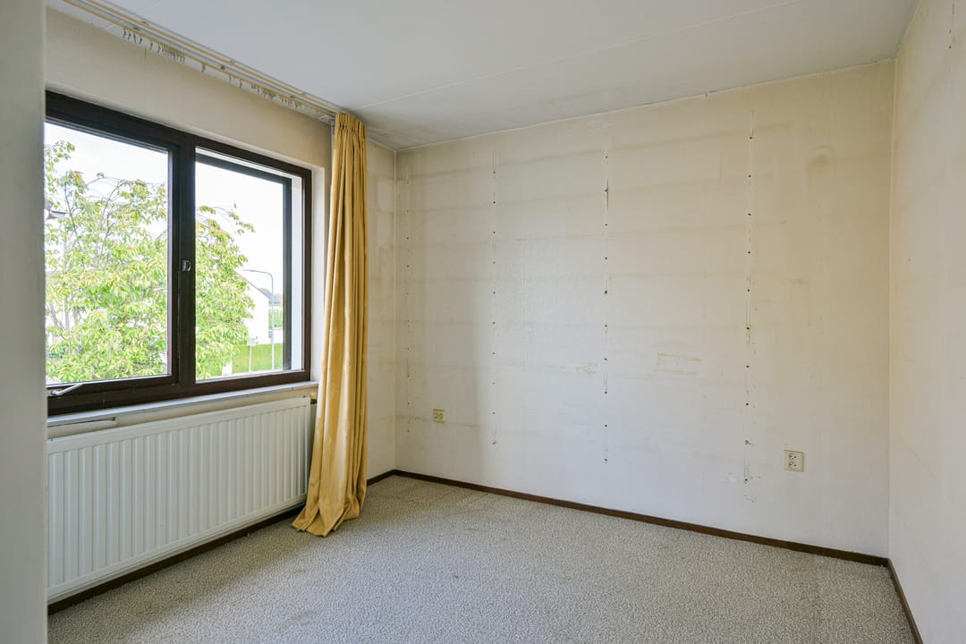 Photo 23 of Schaloenstraat 28
