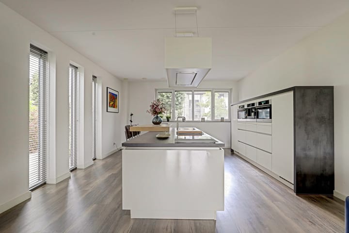 Vrijstaande woning te koop: Hof van Reimerswaal 16, Bergen Op Zoom