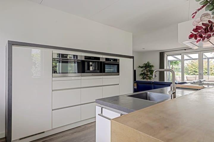 Vrijstaande woning te koop: Hof van Reimerswaal 16, Bergen Op Zoom