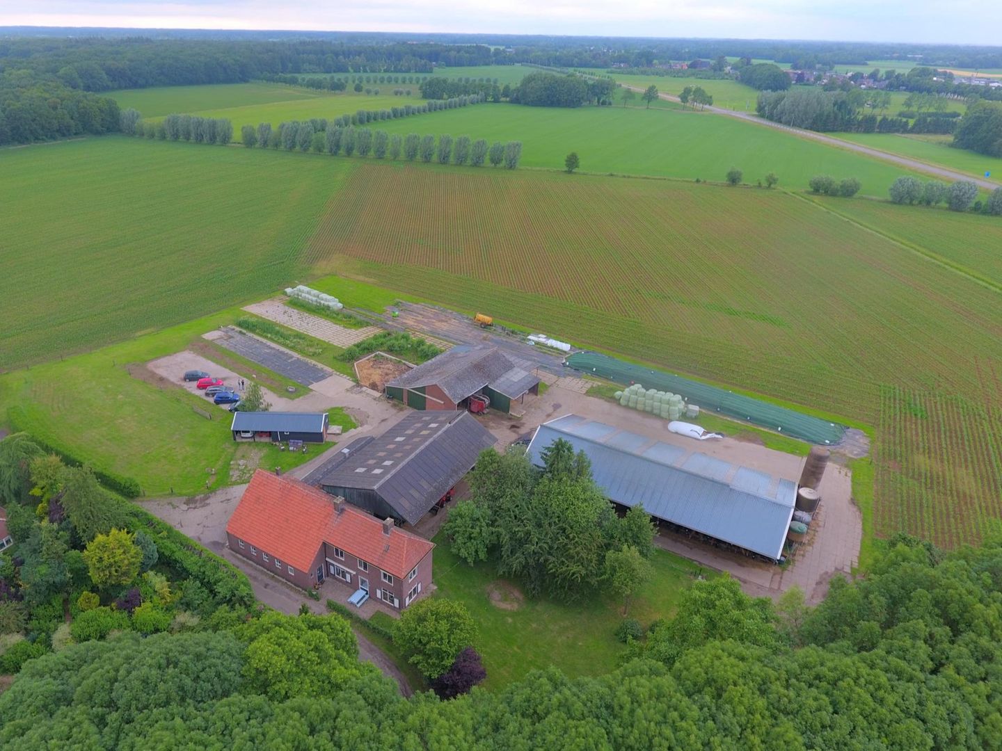 Bekijk foto 1 van Hoonhorstweg 2