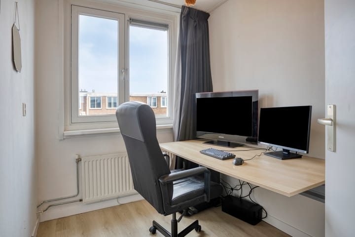 Tussenwoning te koop: Mgr. Nolensstraat 17, Nijmegen