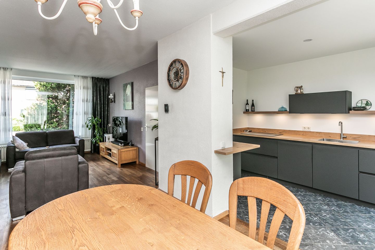 Photo 10 of Servatiusstraat 70