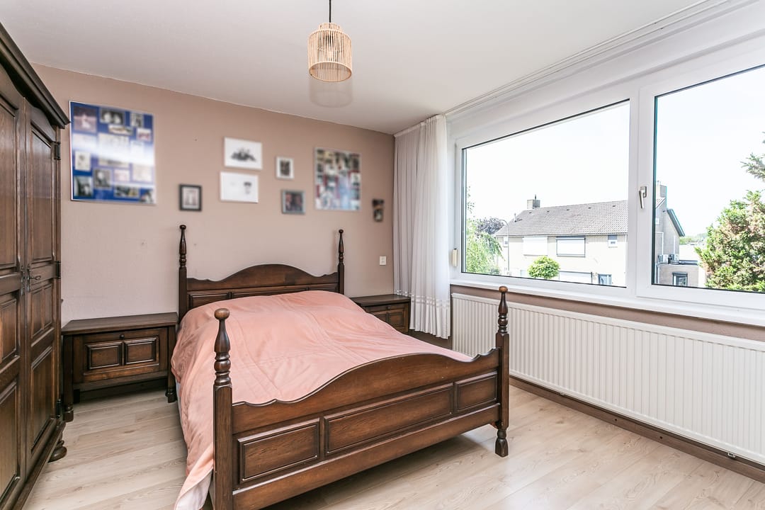 Photo 13 of Servatiusstraat 70