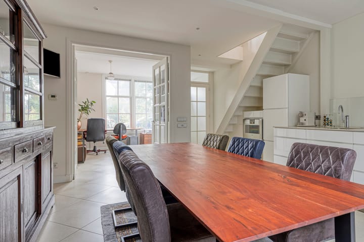 Tussenwoning te koop: Rijnsburgersingel 44, Leiden