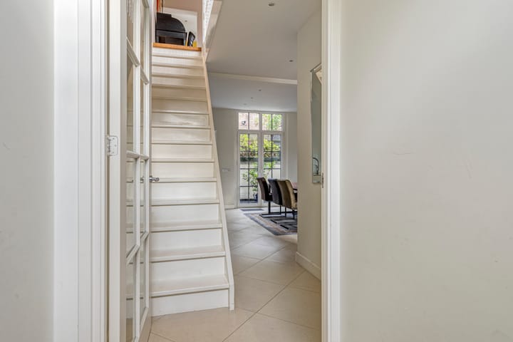 Tussenwoning te koop: Rijnsburgersingel 44, Leiden