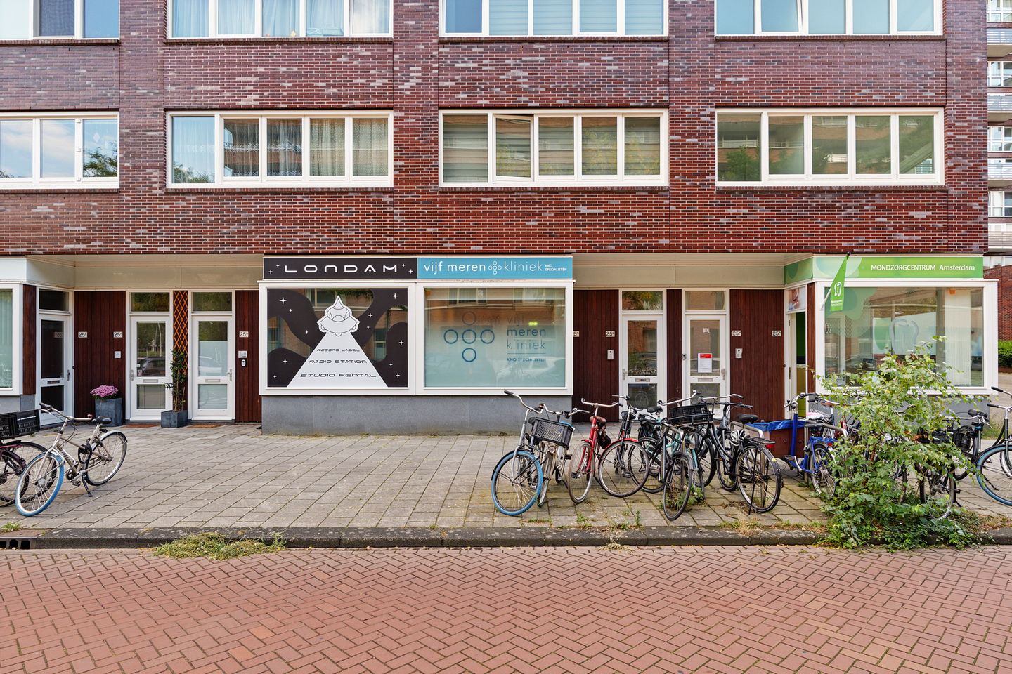 View photo 2 of Ottho Heldringstraat 25-K