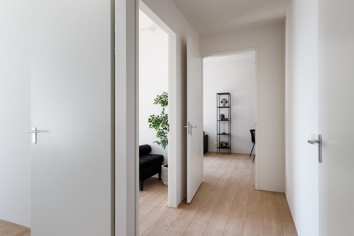 Appartement te huur: Van Oldenbarneveltplaats 16B, Rotterdam