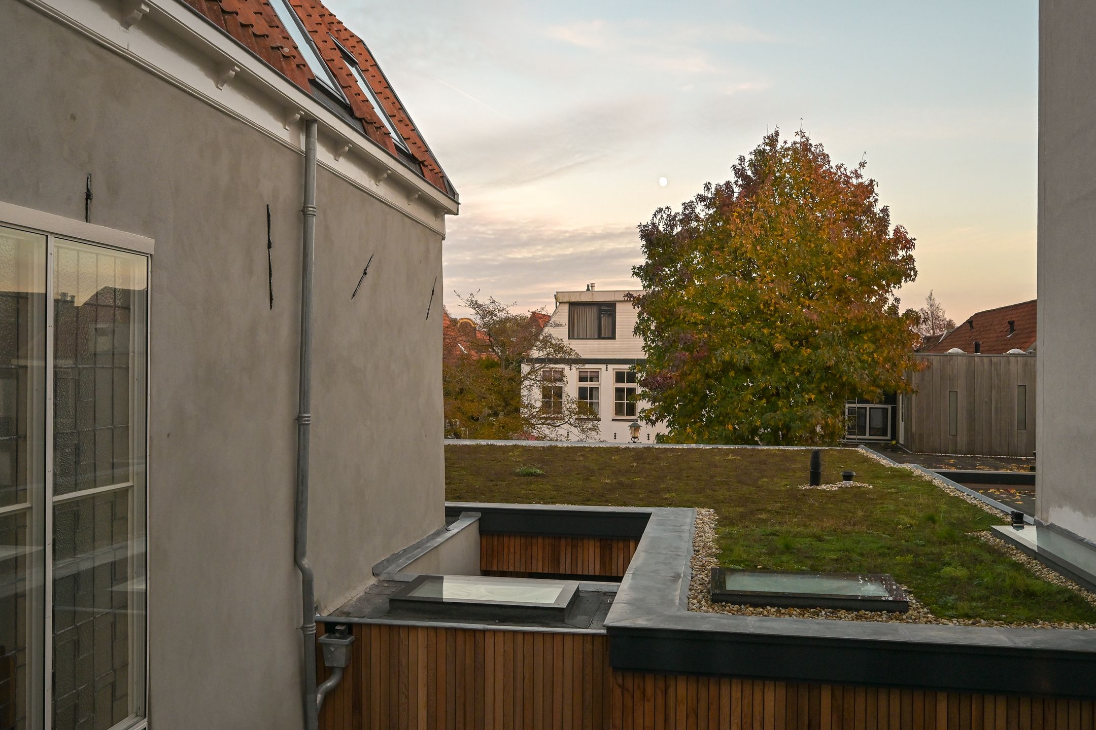 Photo 27 of Voordam 11-A