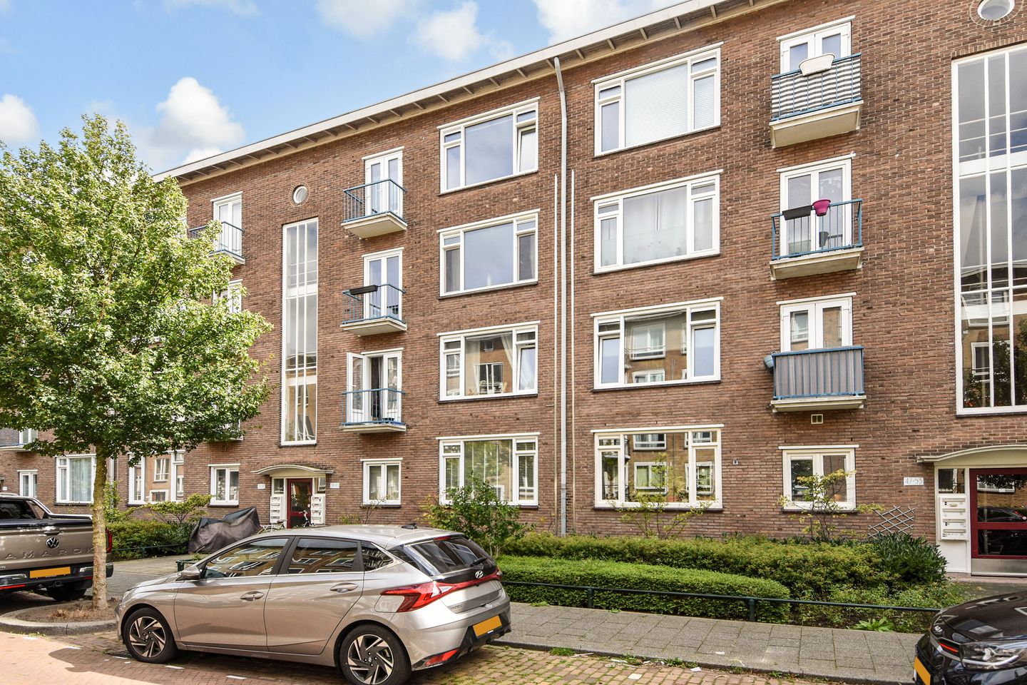 Foto 1 van van Dijcklaan 41