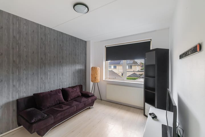 Tussenwoning te koop: Koraalstoep 71, Assen