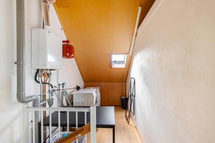 Tussenwoning te koop: Koraalstoep 71, Assen