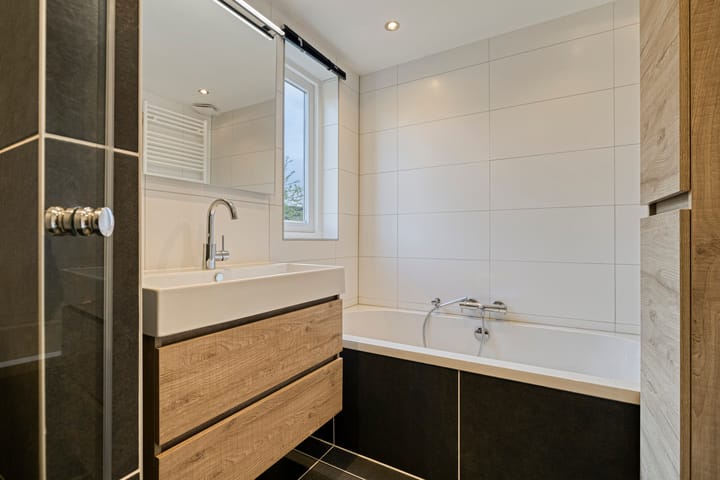 Tussenwoning te koop: Schillingdreef 19, Woerden