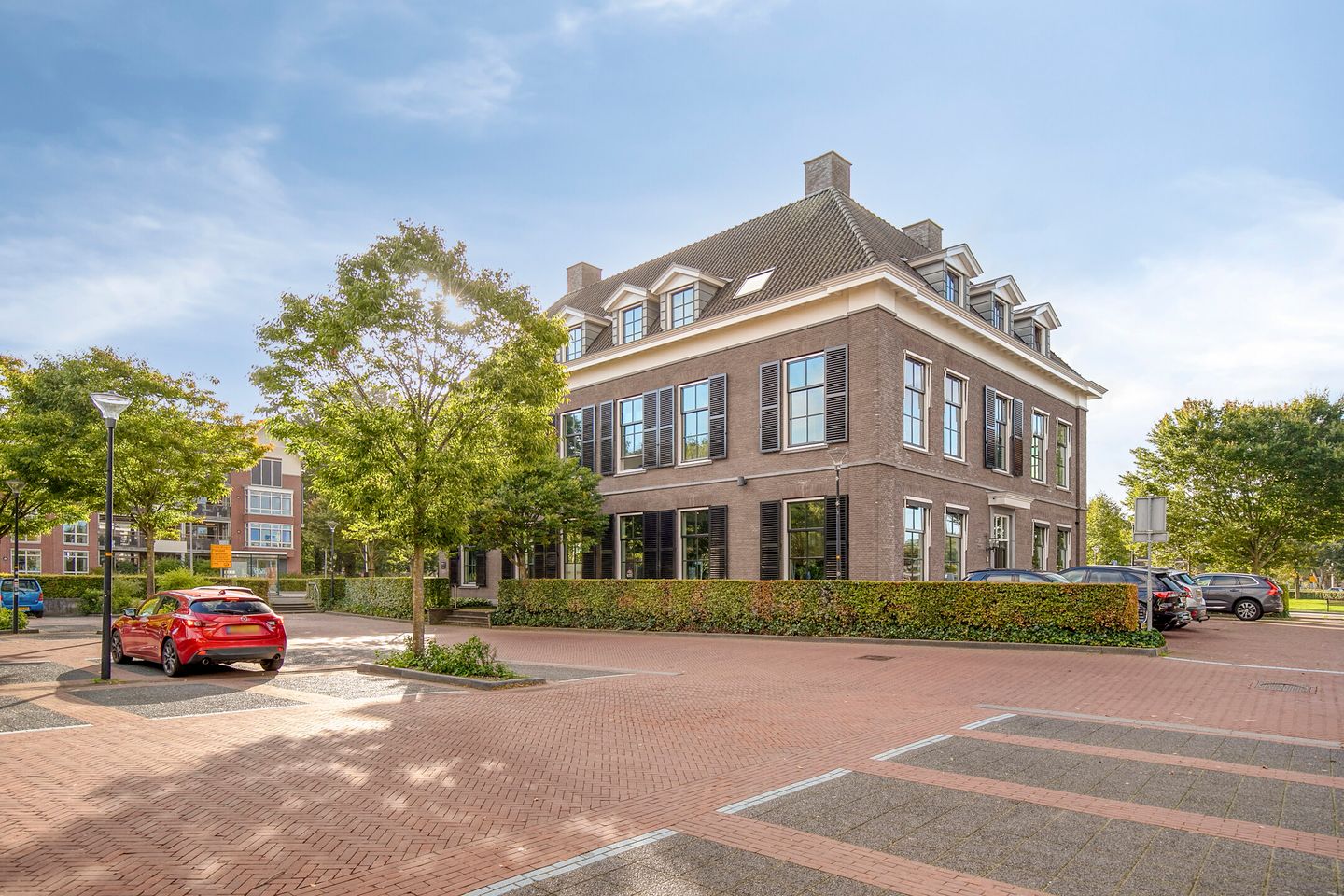 Bekijk foto 3 van Harderwijkerweg 1