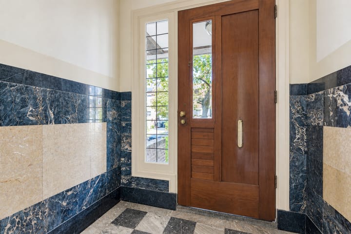Tussenwoning te koop: Adrianalaan 110, Rotterdam