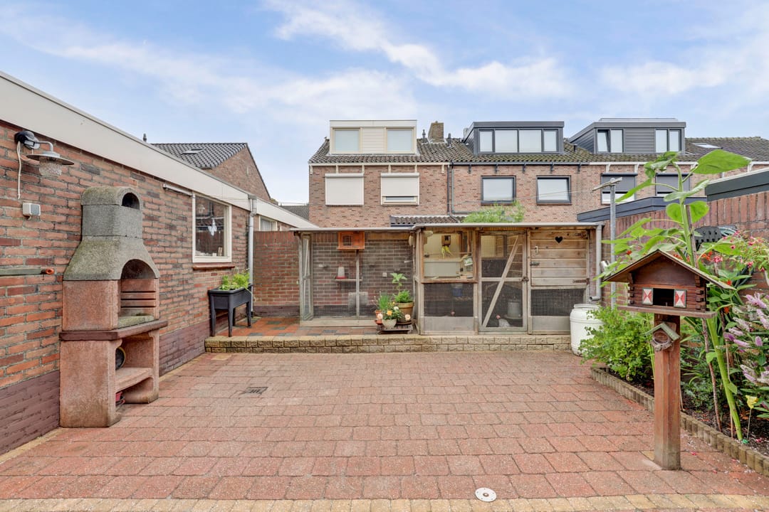 Photo 38 of van der Koddestraat 9