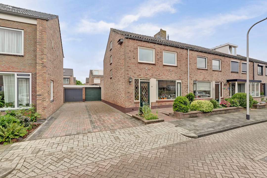 Photo 43 of van der Koddestraat 9