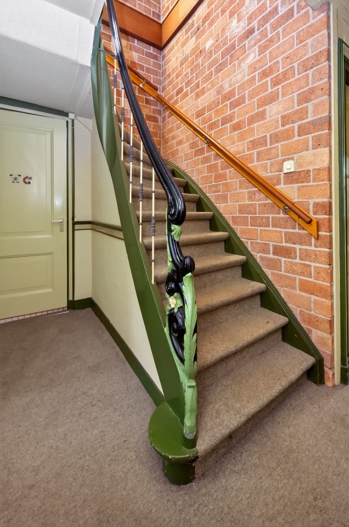 Tussenwoning te koop: Kerkstraat 1, Dieren