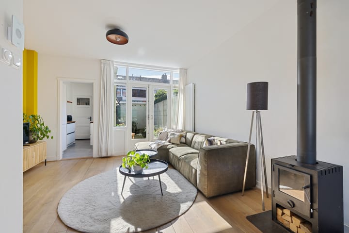 Tussenwoning te koop: St.-Bonifaciusstraat 27, Utrecht