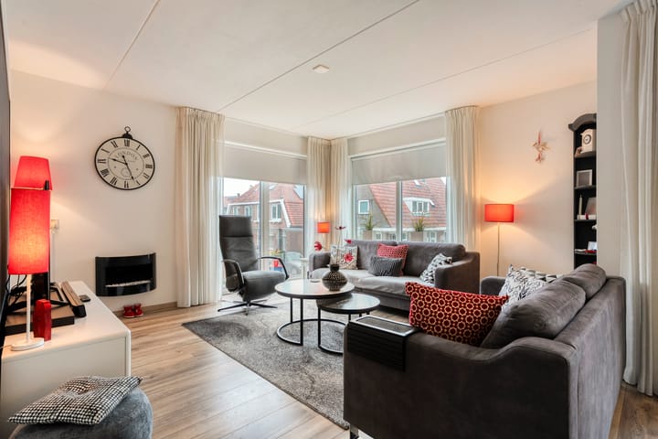 Appartement te koop: Burgemeester Goeman Borgesiusstraat 27, Steenwijk