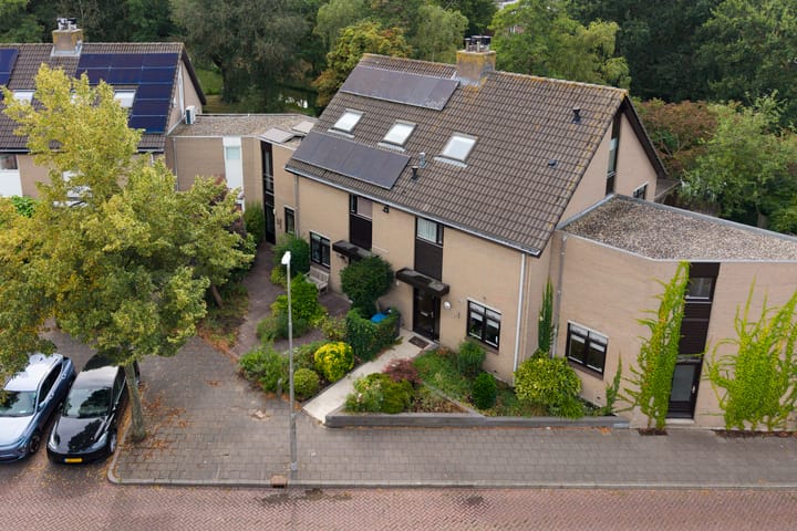 Hoekwoning te koop: Valreep 99, Amstelveen