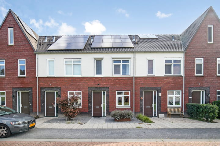 Tussenwoning te koop: Koster Nelissenstraat 5, Oirlo