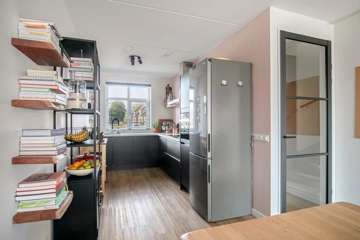 Tussenwoning te koop: Koster Nelissenstraat 5, Oirlo