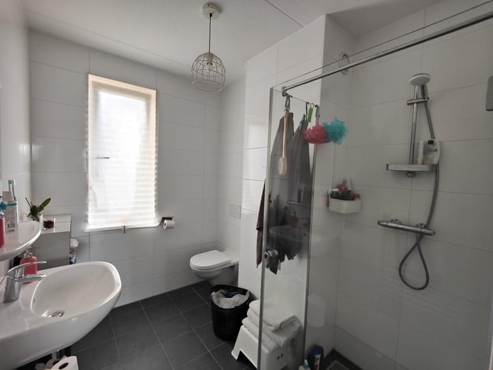 Tussenwoning te huur: Ringdijk 11, Arnhem