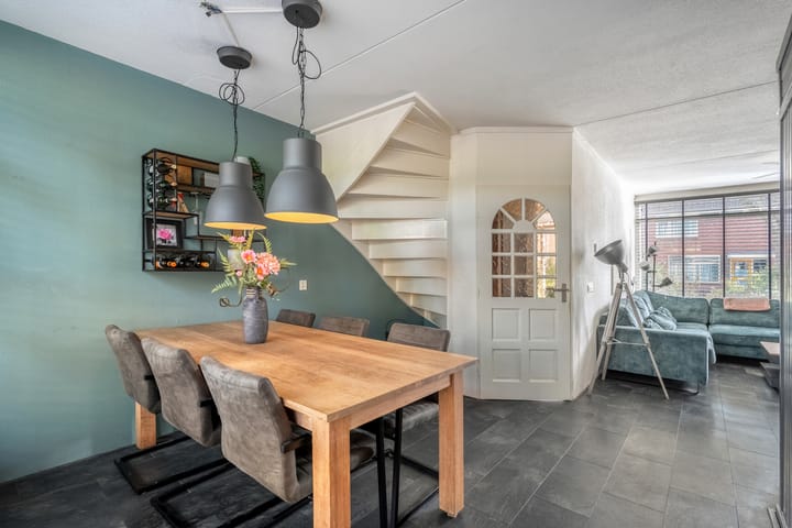 Tussenwoning te koop: Zuiderkruis 24, Hoogeveen