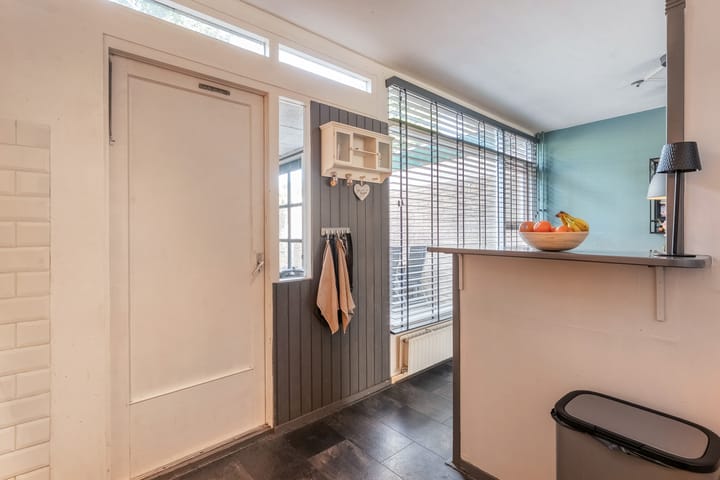 Tussenwoning te koop: Zuiderkruis 24, Hoogeveen