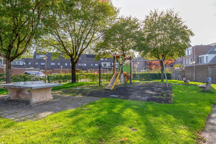Tussenwoning te koop: Brinkweg 14, Krimpen Aan Den Ijssel