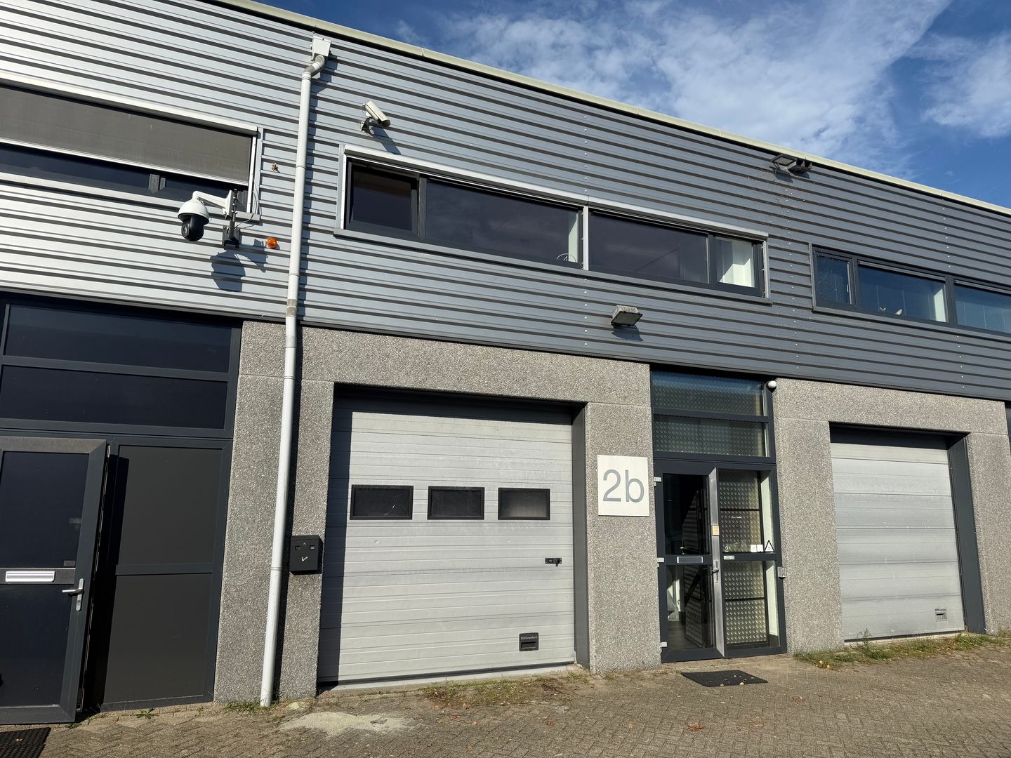 Bekijk foto 1 van Witte Vlinderweg 2-B