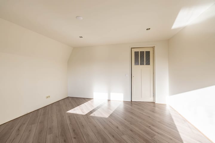 Twee-onder-één-kap te koop: Groningerstraat 246, Assen