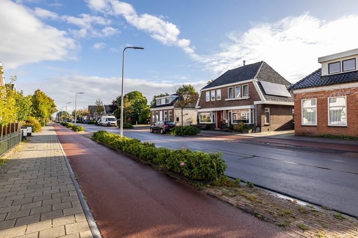 Twee-onder-één-kap te koop: Groningerstraat 246, Assen