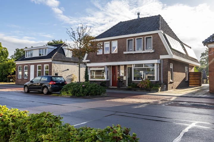 Twee-onder-één-kap te koop: Groningerstraat 246, Assen