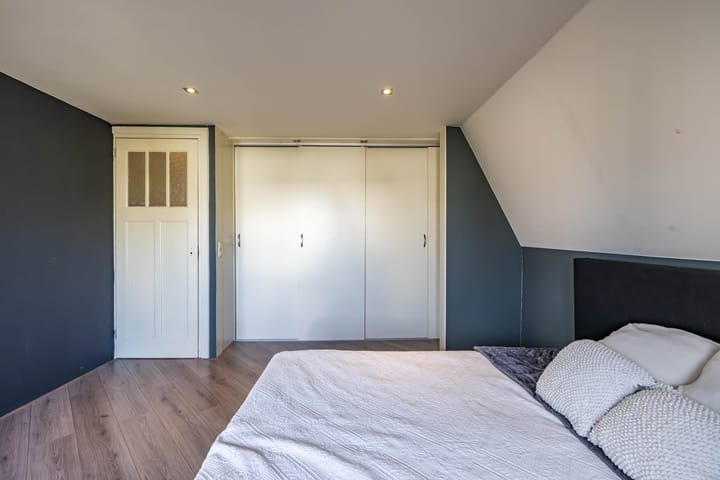 Twee-onder-één-kap te koop: Groningerstraat 246, Assen