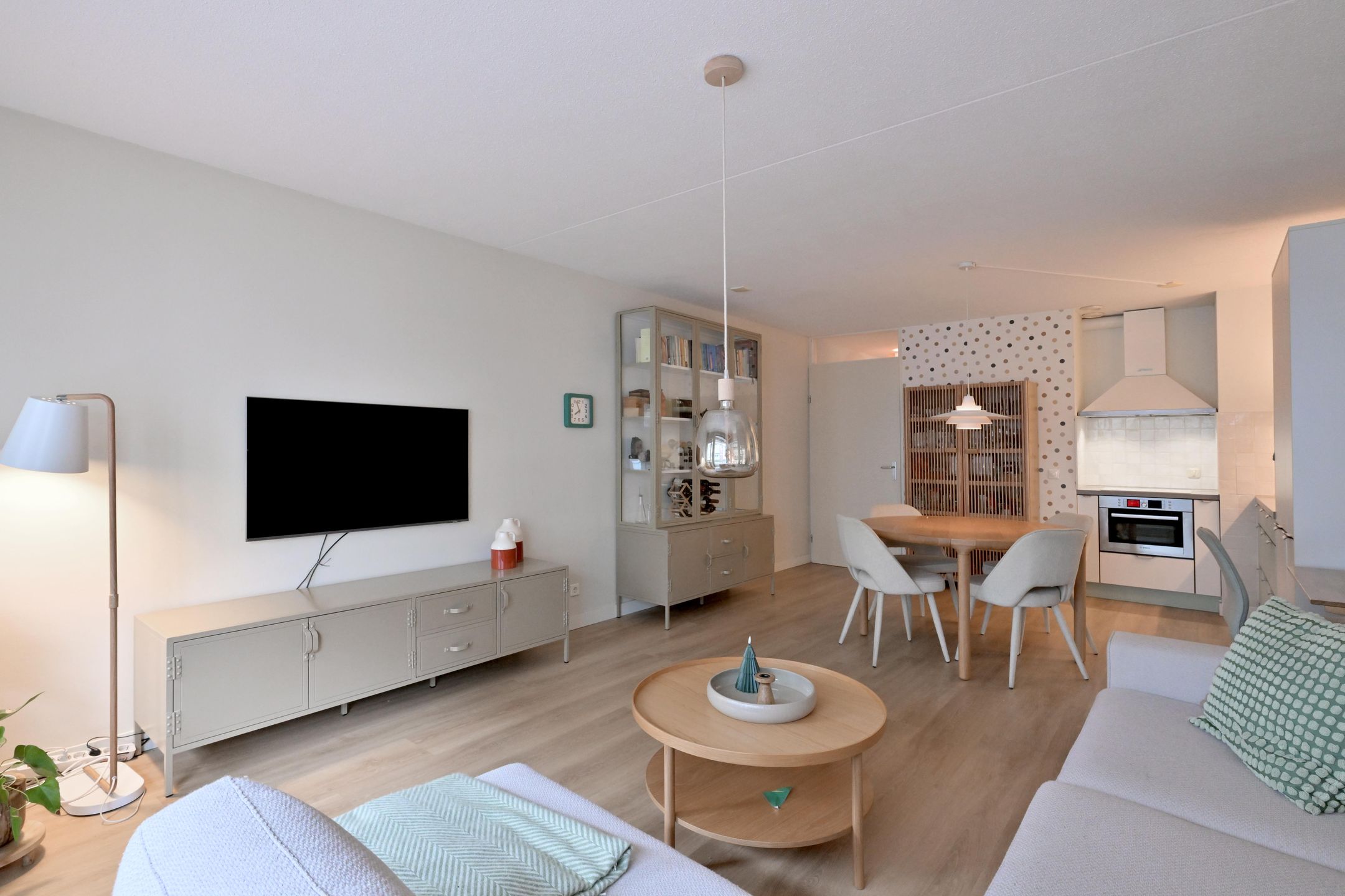 Photo 9 of T.G. Gibsonstraat 20-F4
