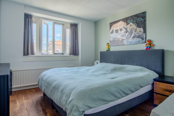 Tussenwoning te koop: Prins Hendrikplantsoen 30, Zaandam
