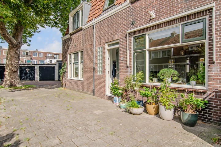 Tussenwoning te koop: Prins Hendrikplantsoen 30, Zaandam